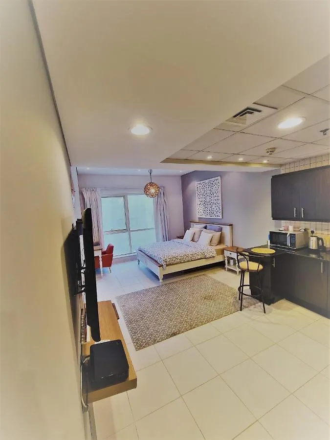 Cozy Studio Near Jbr Apartment Dubai